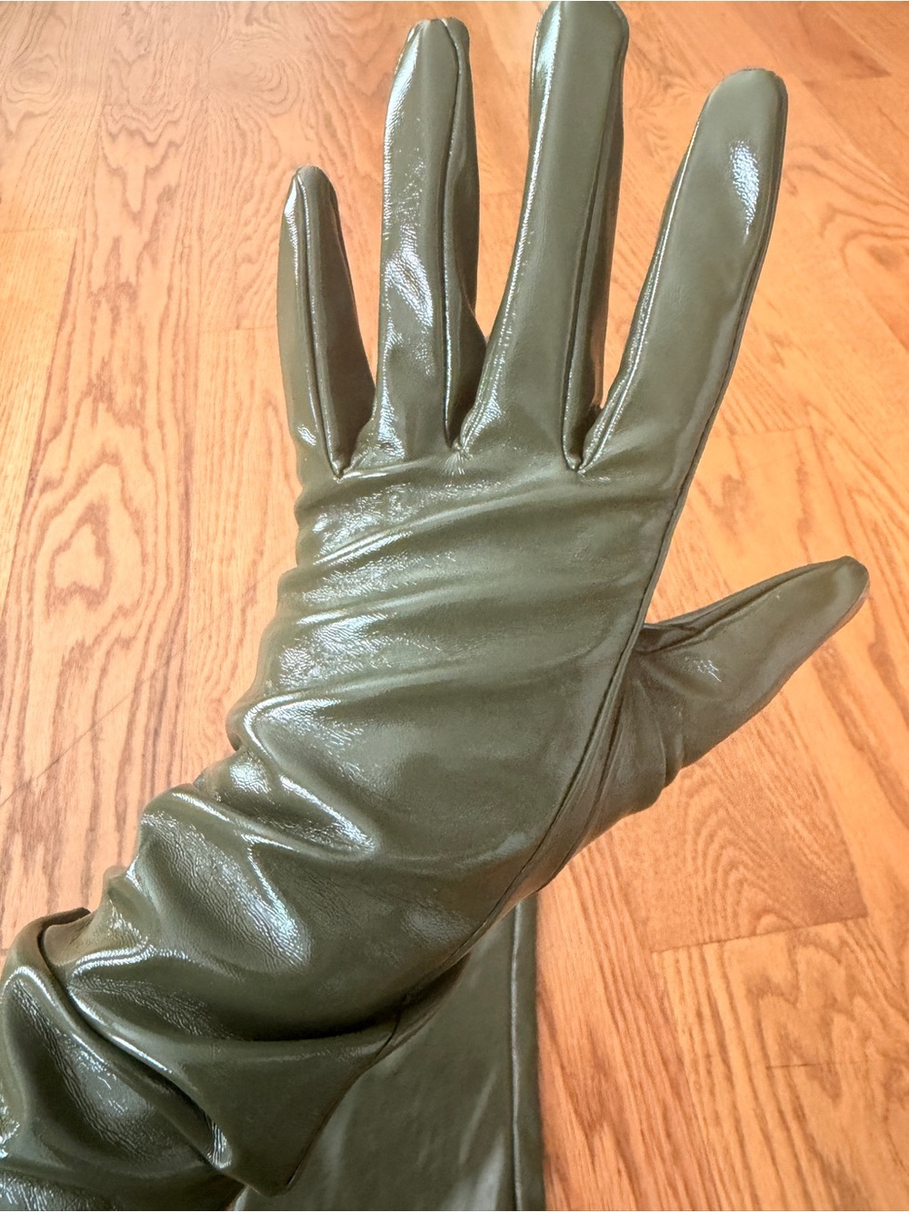Long Military Green Leather Opera Gloves - Picture 4 of 8